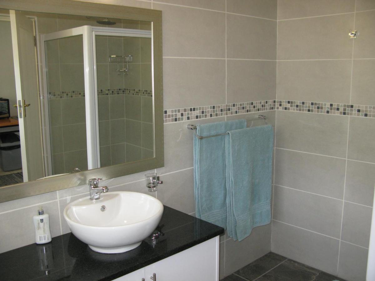 Clarens On Collett Villa Bagian luar foto