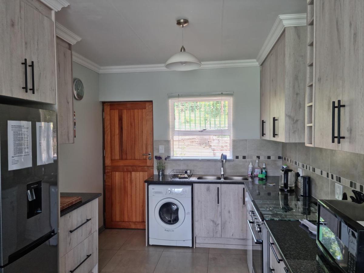 Clarens On Collett Villa Bagian luar foto