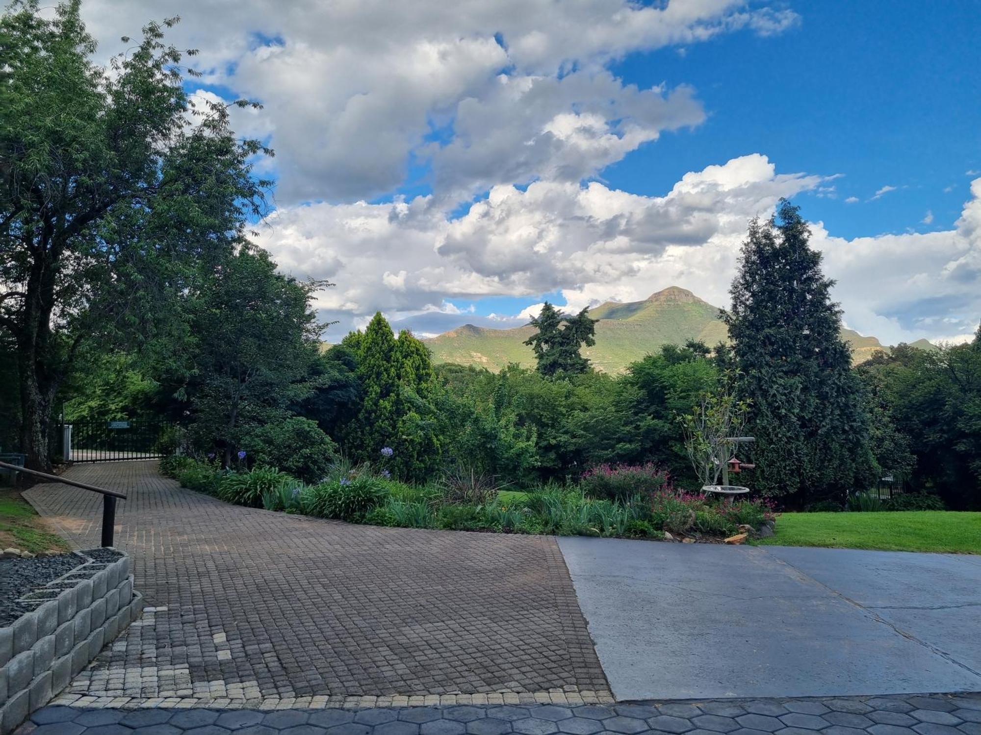 Clarens On Collett Villa Bagian luar foto