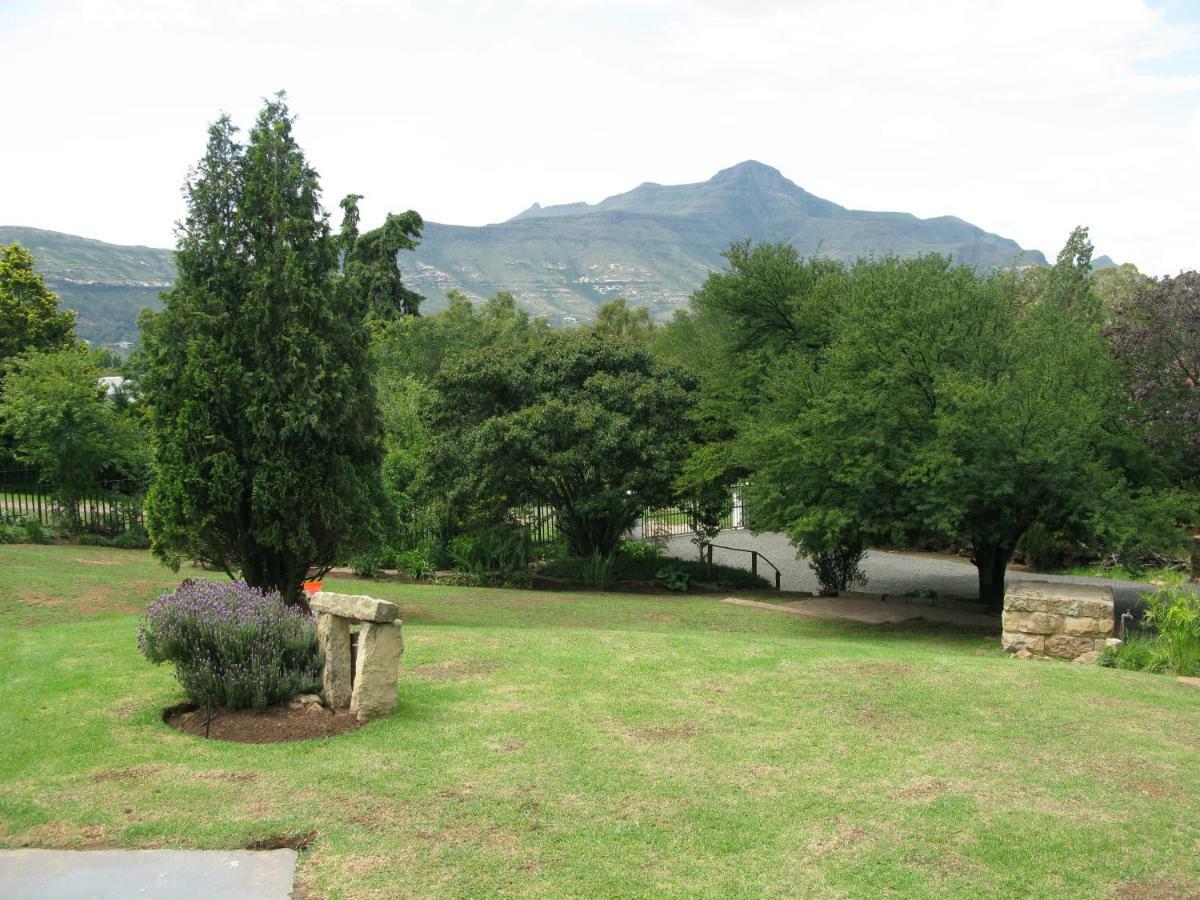 Clarens On Collett Villa Bagian luar foto